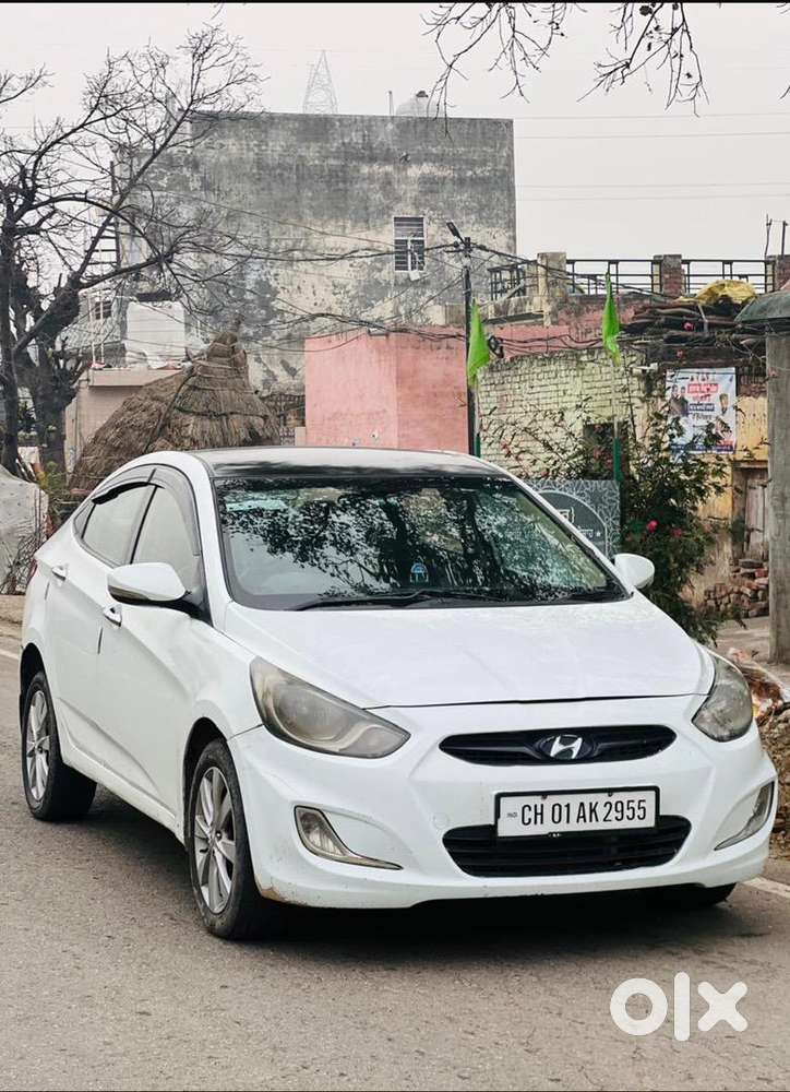 Staring Cantrol ,back Camra ,2 Airbag ,all Orginal