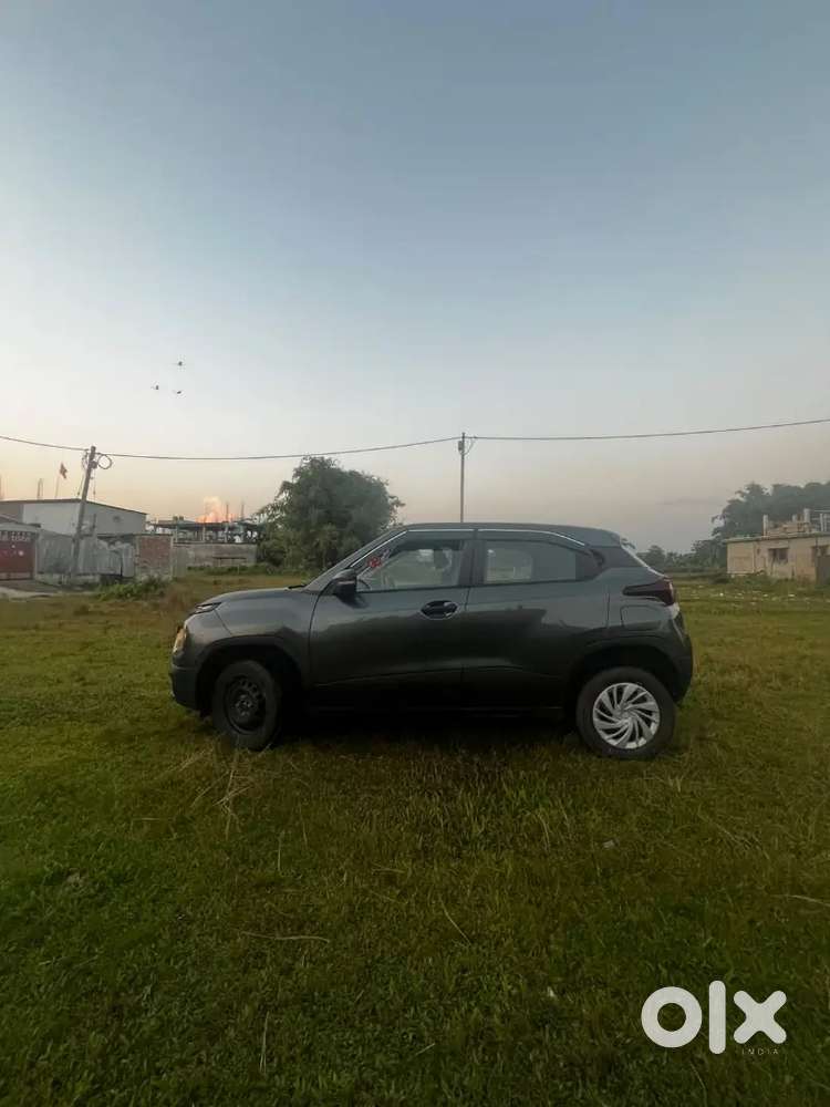 Tata Punch 2025 Petrol Well Maintained