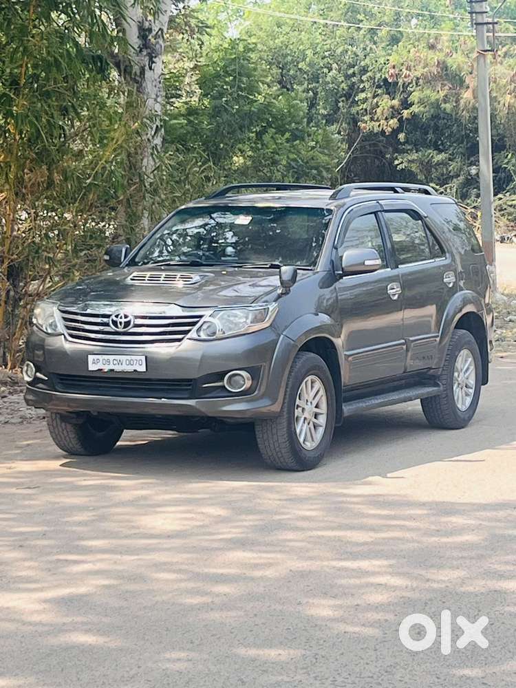 Toyota Fortuner, 2014, Diesel
