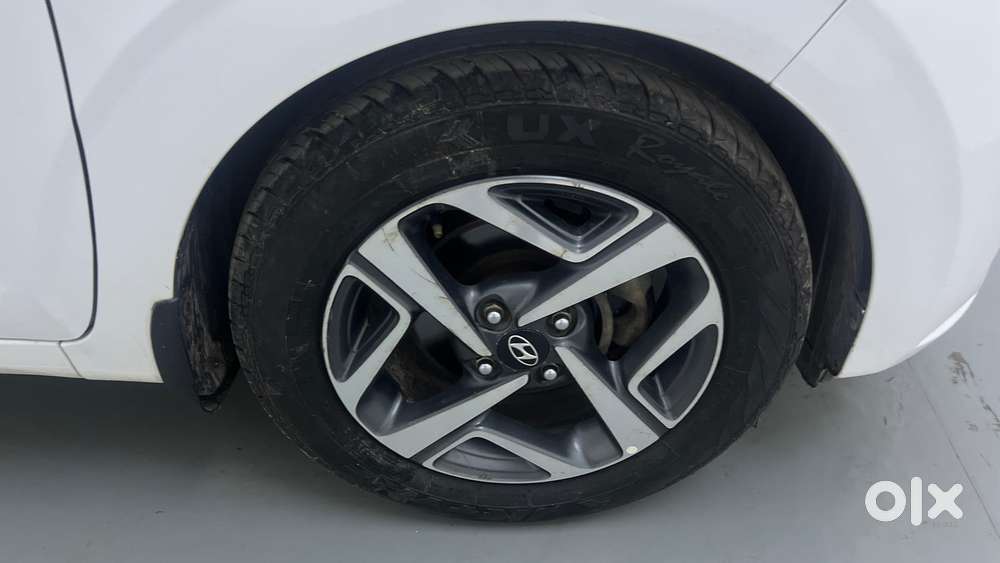 Hyundai Aura 1.0 Sx Plus Petrol, 2020, Petrol