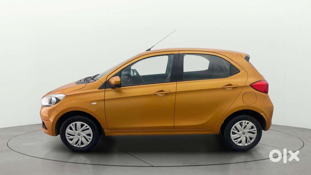 Tata Tiago 1.2 Revotron Xt, 2016, Petrol