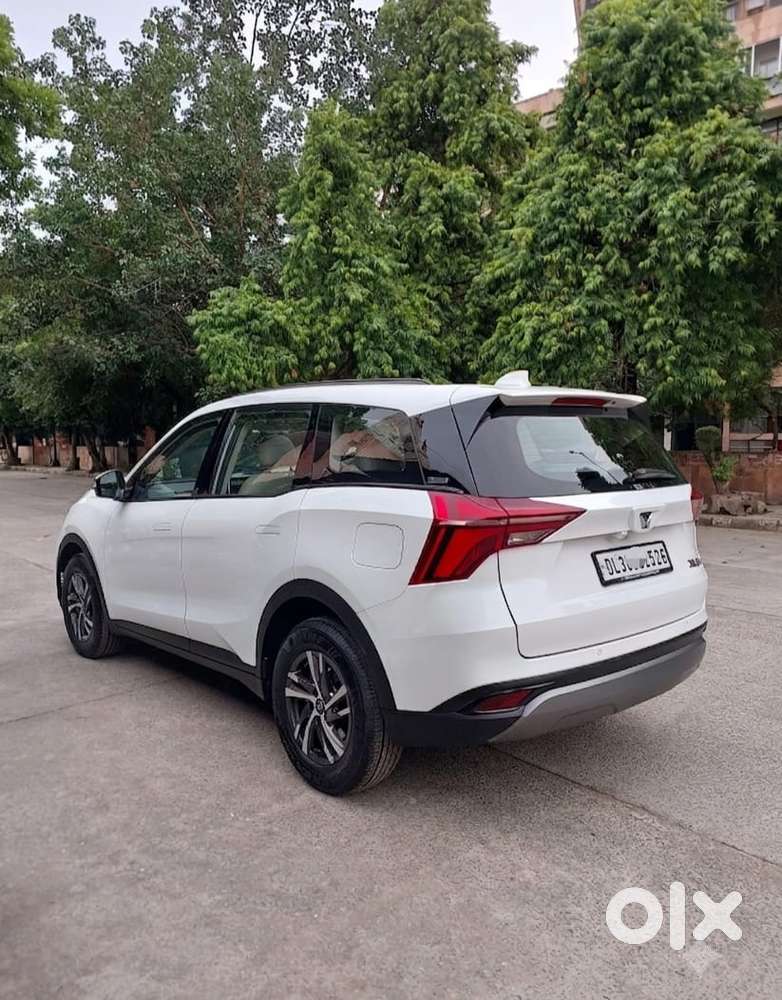 Mahindra Xuv700 2.0 Ax 5 Petrol At Str, 2024, Petrol