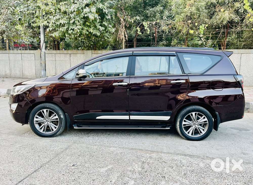 Toyota Innova Crysta 2.7 Gx At, 2019, Petrol