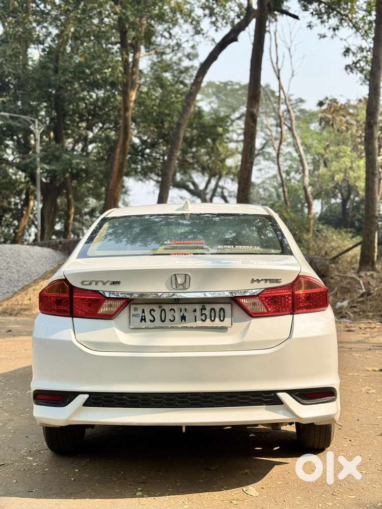 Honda City I-vtec V, 2017, Petrol