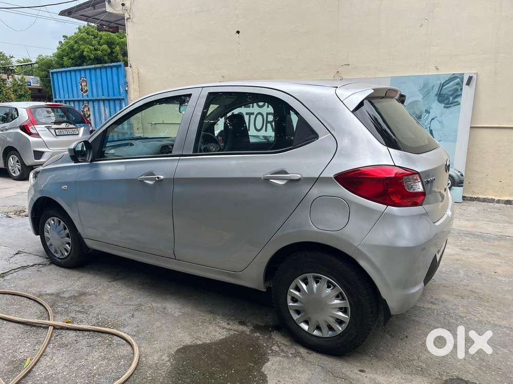 Tata Tiago 1.2 Revotron Xt Rhythm, 2018, Petrol