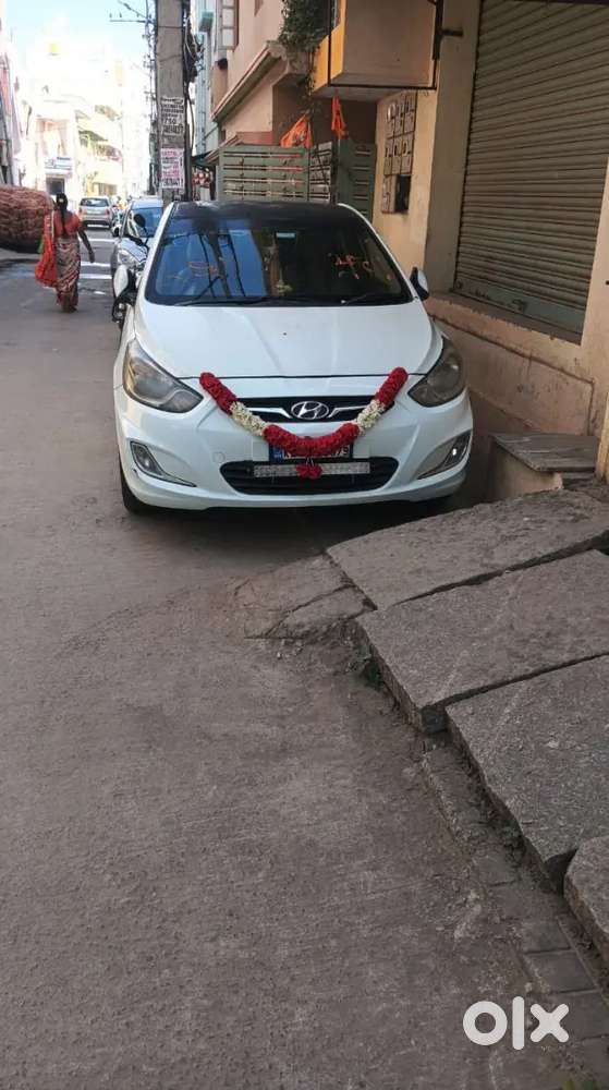 Hyundai Verna 1.6 Sx 2012