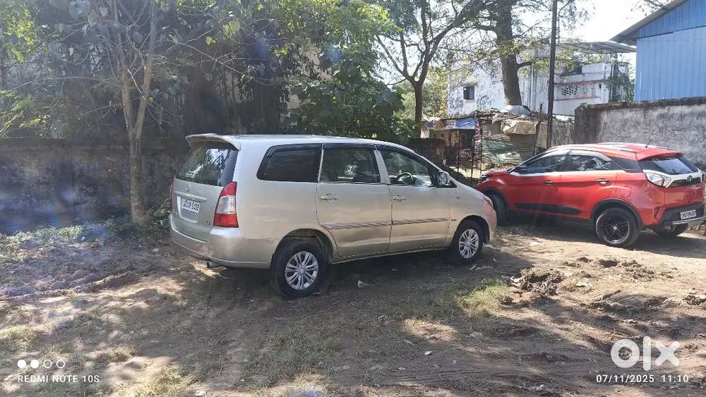 Toyota Innova 2.5 E 2006
