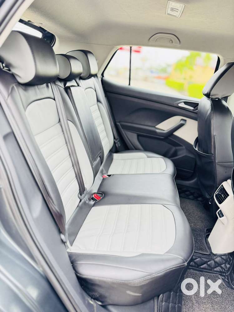 Volkswagen Taigun 1.0 Tsi Highline At, 2022, Petrol