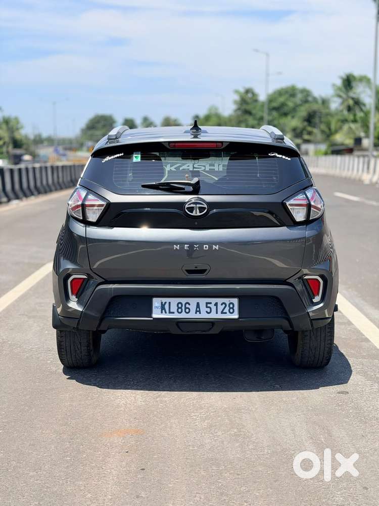 Tata Nexon 1.2 Revotron Xza Plus Dualtone, 2022, Petrol