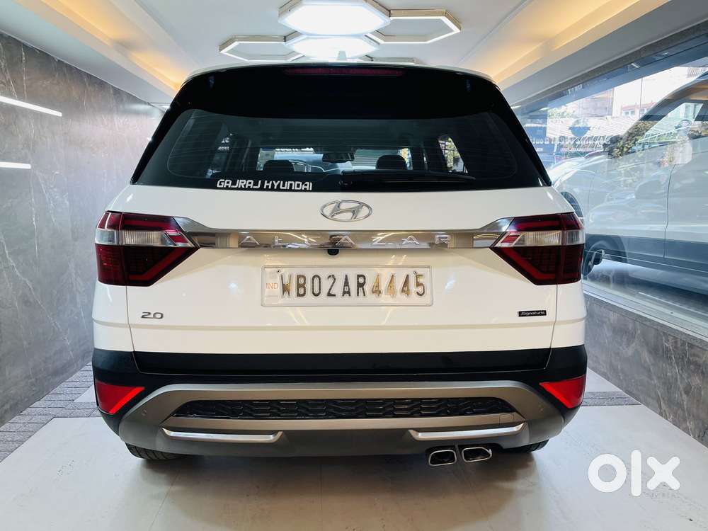 Hyundai Alcazar 2.0 Signature (o) Petrol At 6 Str Dual Tone, 2021, P..