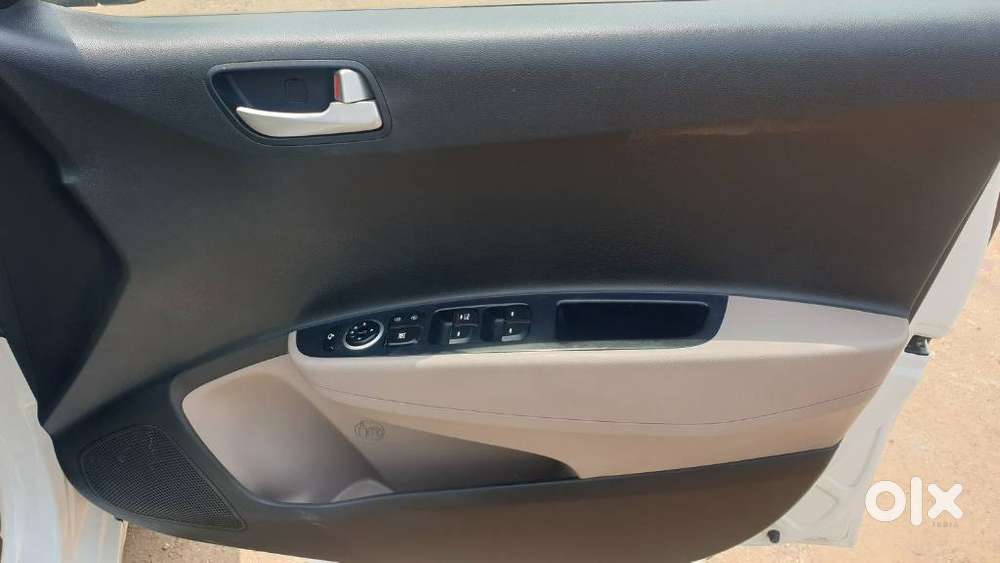 Hyundai Grand I10 At Asta, 2015, Petrol