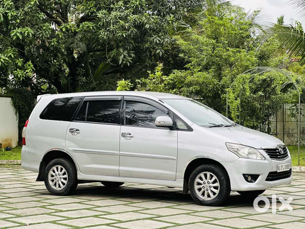 Toyota Innova 2.5 V 7 Str, 2012, Diesel