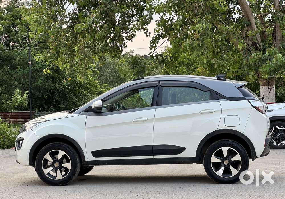 Tata Nexon 1.2 Revotron Xz Plus Dual Tone, 2019, Petrol