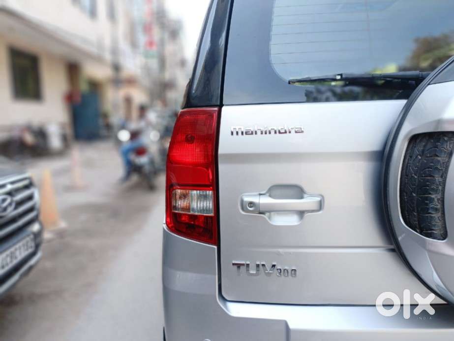 Mahindra Tuv 300 T8, 2016, Diesel