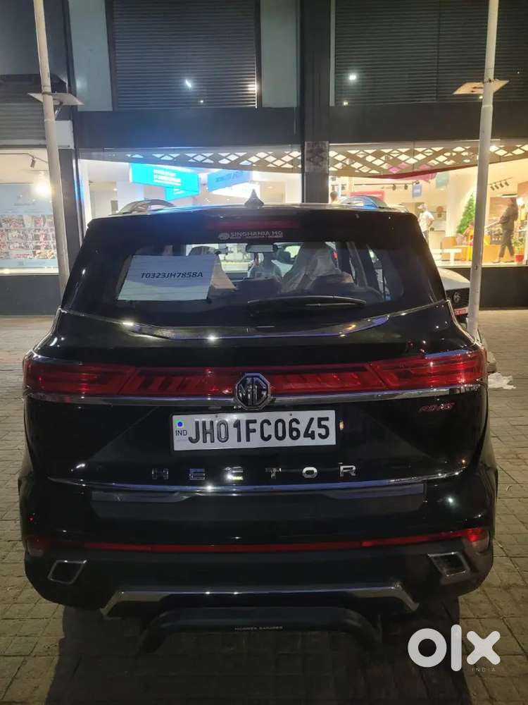 Mg Hector 2023 Brand New 1.5 Cvt Savvy Pro Petrol (automatic) 7000km