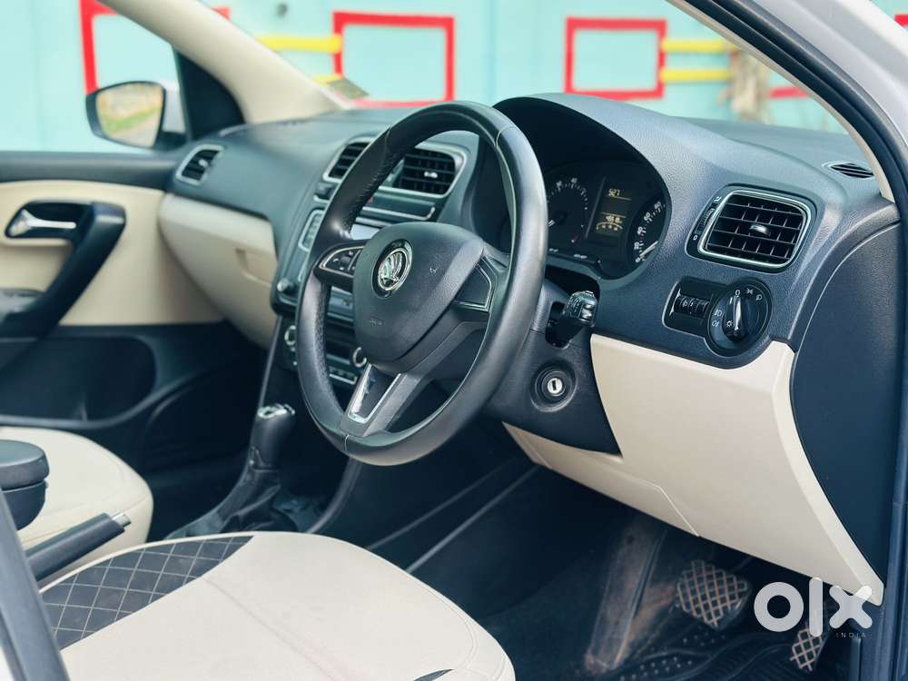 Skoda Rapid 1.0 Ambition Tsi At, 2021, Petrol