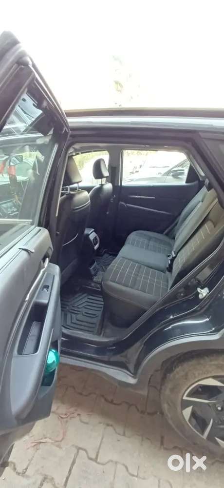 I Sale My Kia Sonet Top Version