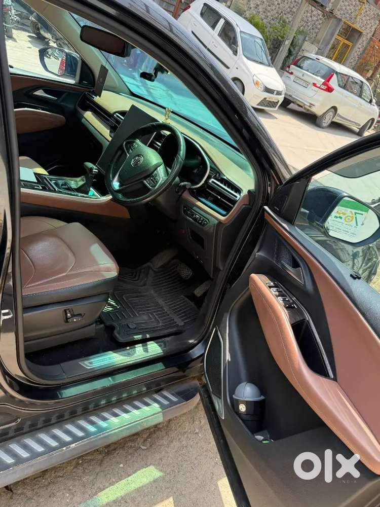 Mg Hector Plus Savvy 2023 Car