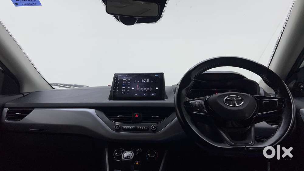 Tata Nexon 1.2 Revotron Xm (s), 2022, Petrol