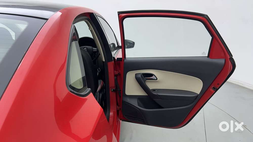 Skoda Rapid 1.6 Mpi At Style, 2016, Petrol