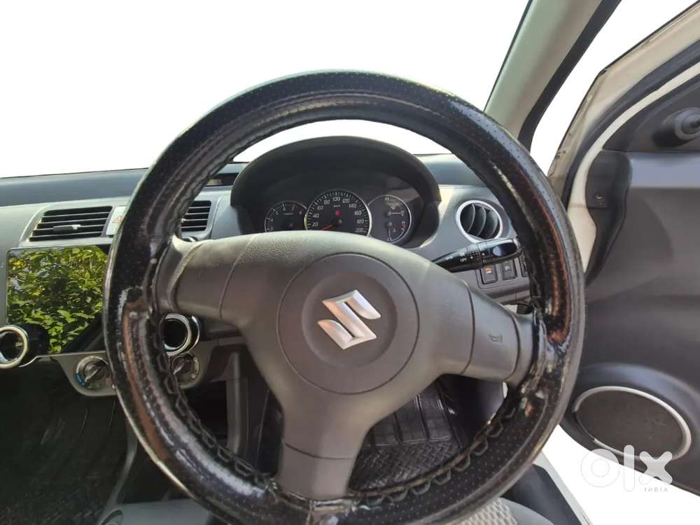 Maruti Suzuki Dzire 2011