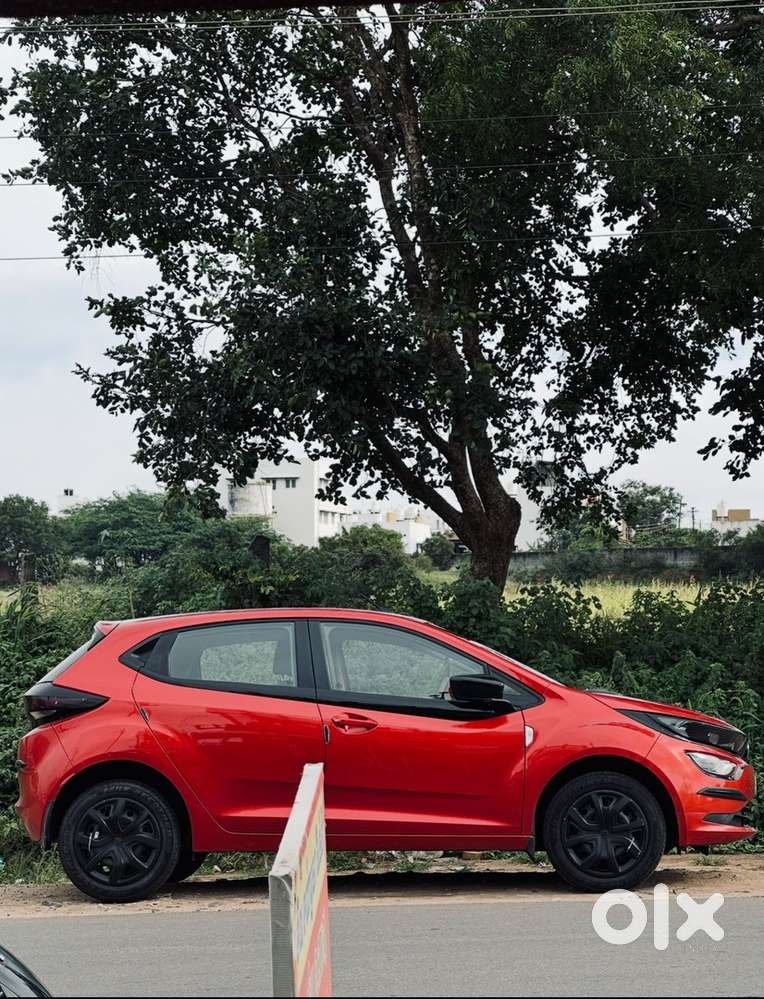 Tata Altoz Petrol 2023