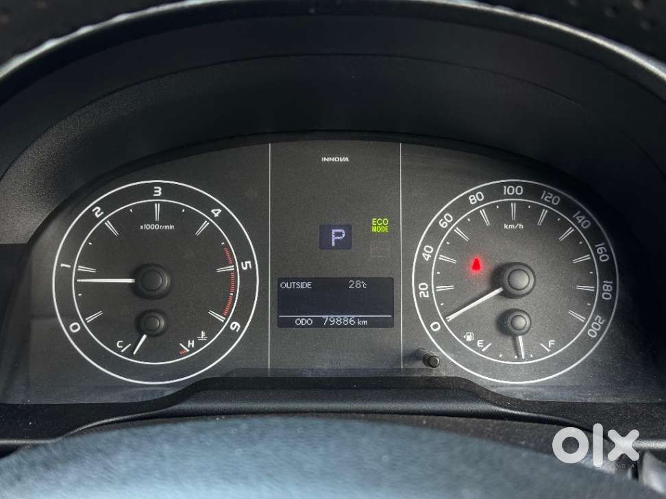 Toyota Innova Crysta [2020-ongoing] 2.4 Gx At 7 Str, 2021, Diesel