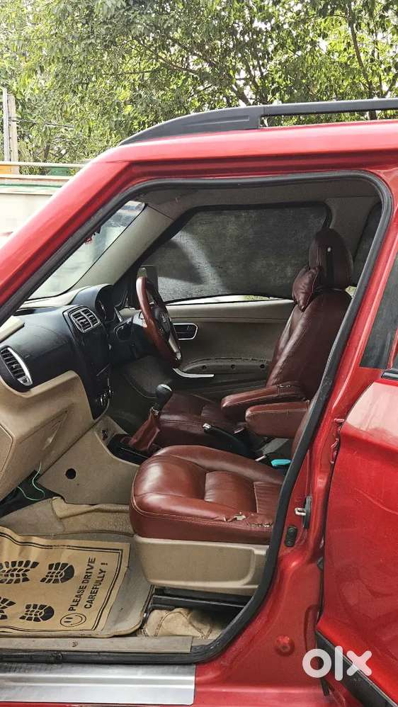 Mahindra Tuv 300 2016