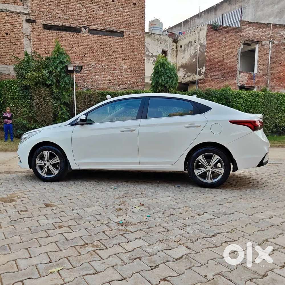 Hyundai Verna 2017 Car Available