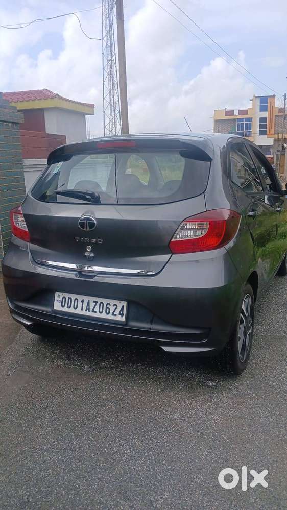 Tata Tiago 2024 Petrol