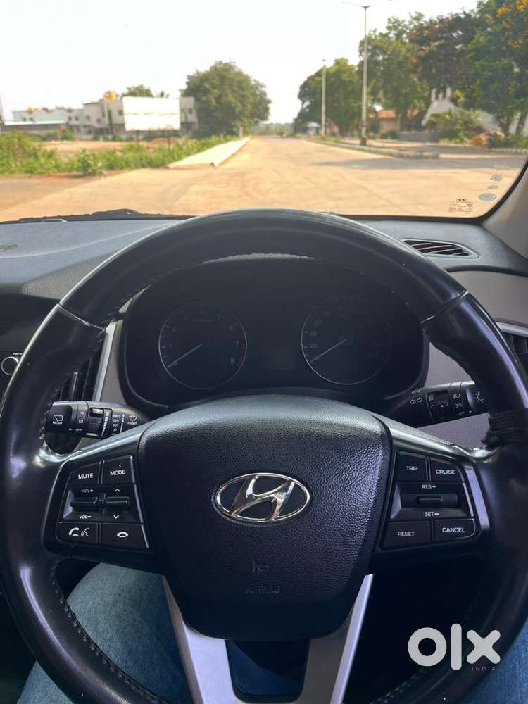 Hyundai Creta 2019 Petrol 71000 Km Driven.