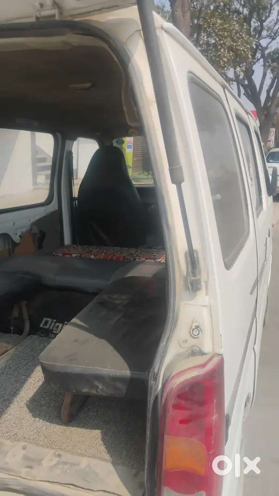 Maruti Suzuki Eeco 2017 Cng & Hybrids 139000 Km Driven