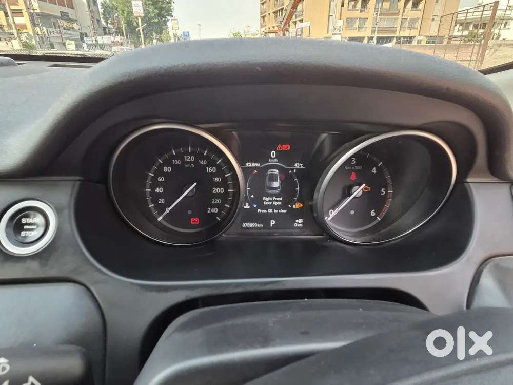 Land Rover Discovery 2017 Diesel 77000 Km Driven