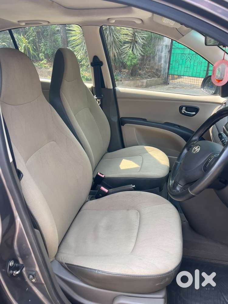Hyundai I10 Asta Sunroof At, 2012, Petrol