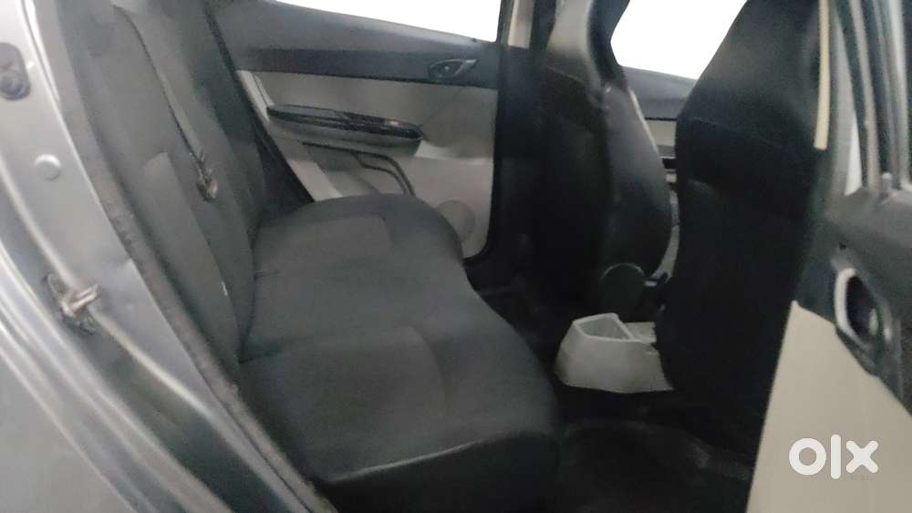 Tata Tiago 1.2 Revotron Xm, 2018, Petrol