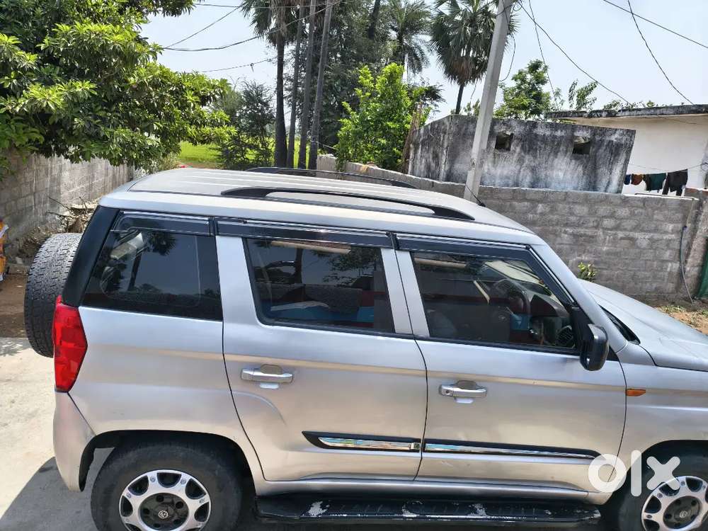 Mahindra Tuv 300 2016 Diesel Well Maintained