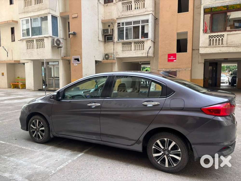 Honda City V Cvt Petrol 2017