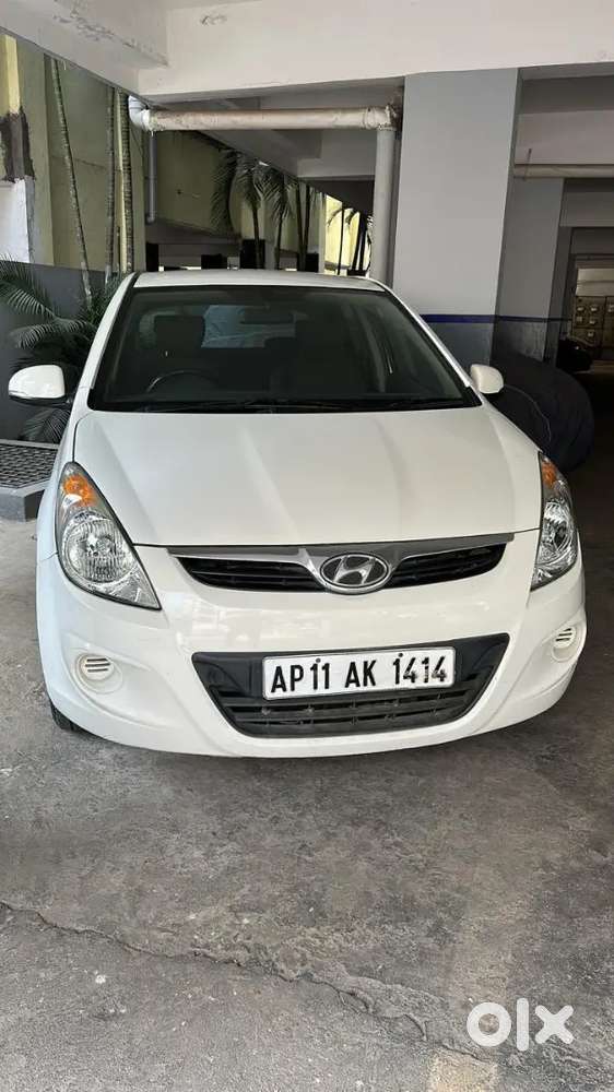 Well Maintained I 20 Desil 2010 Model Sports