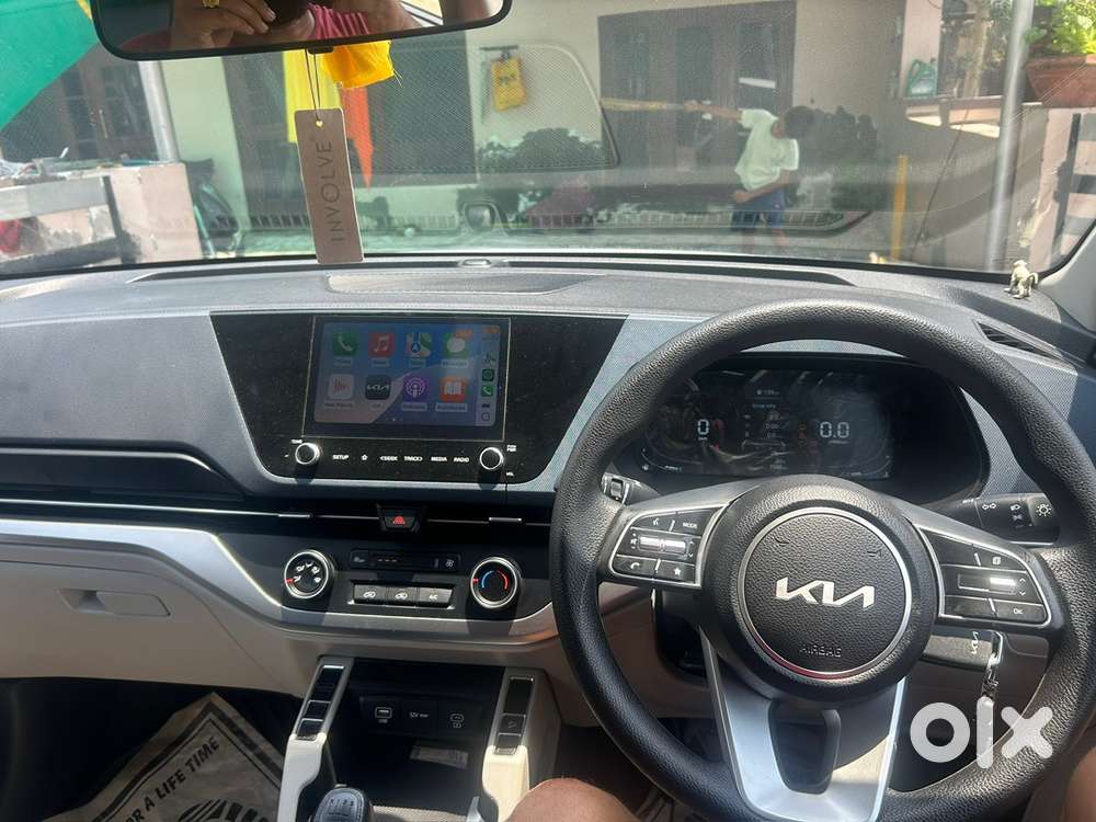 Kia Carens Petrol Manual 2025