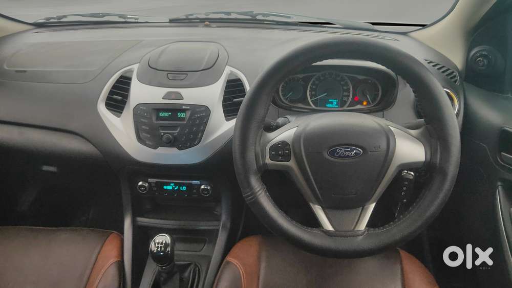 Ford Figo Petrol Titanium, 2016, Petrol