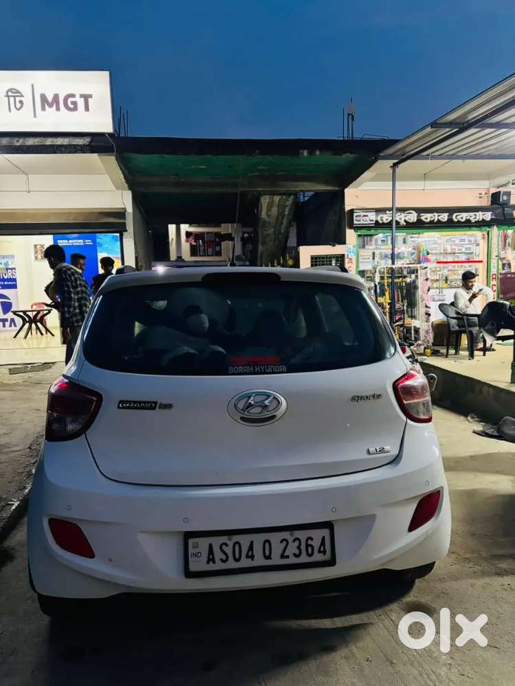 Hyundai I10 2016 Petrol Well Maintained , Just Solabo Lage