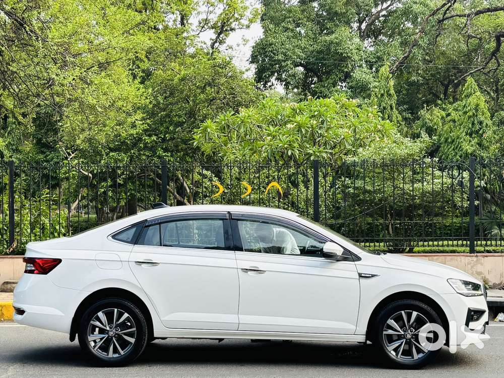 Skoda Slavia Style 1.0l Tsi At, 2023, Petrol