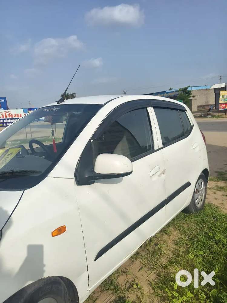 Hyundai I10 Magna 2010 Car