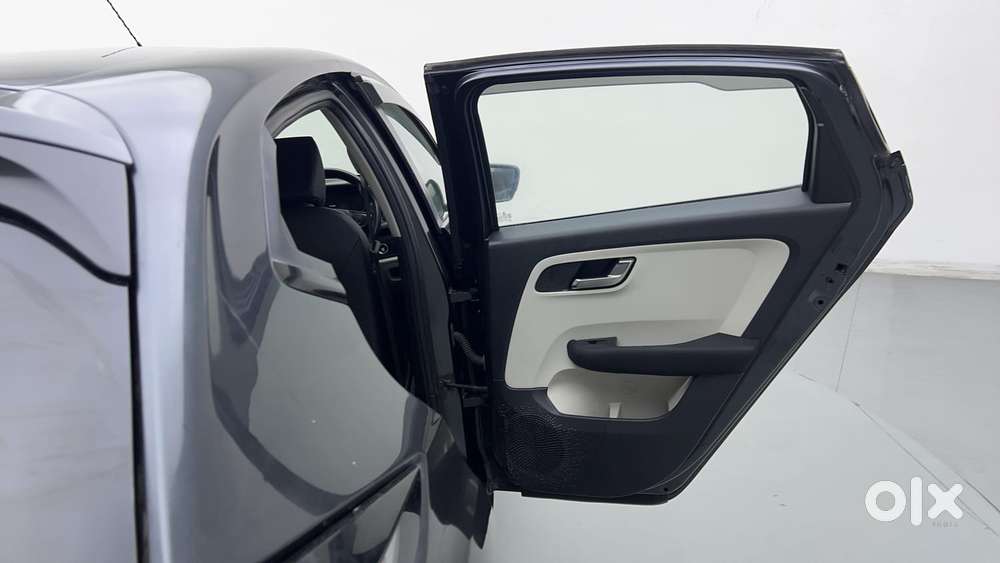 Tata Altroz 1.5 Xz Plus Diesel, 2021, Diesel