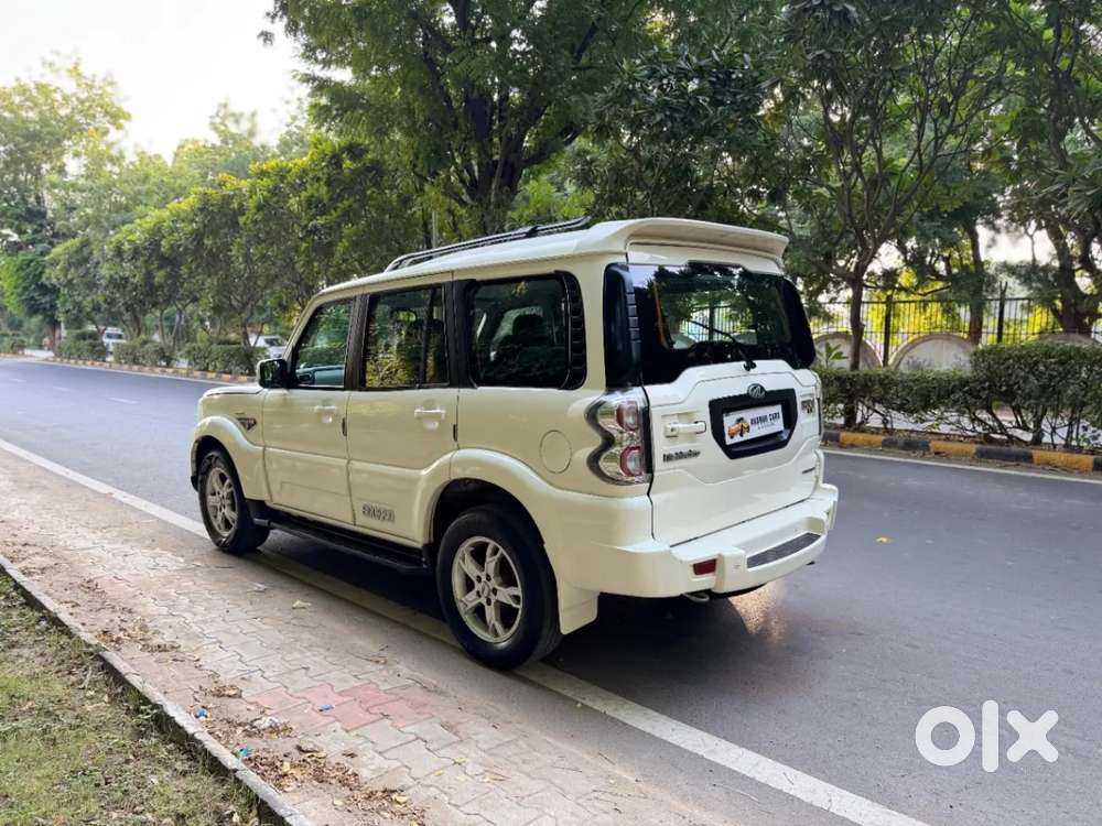 Mahindra Scorpio S10, 2017, Diesel