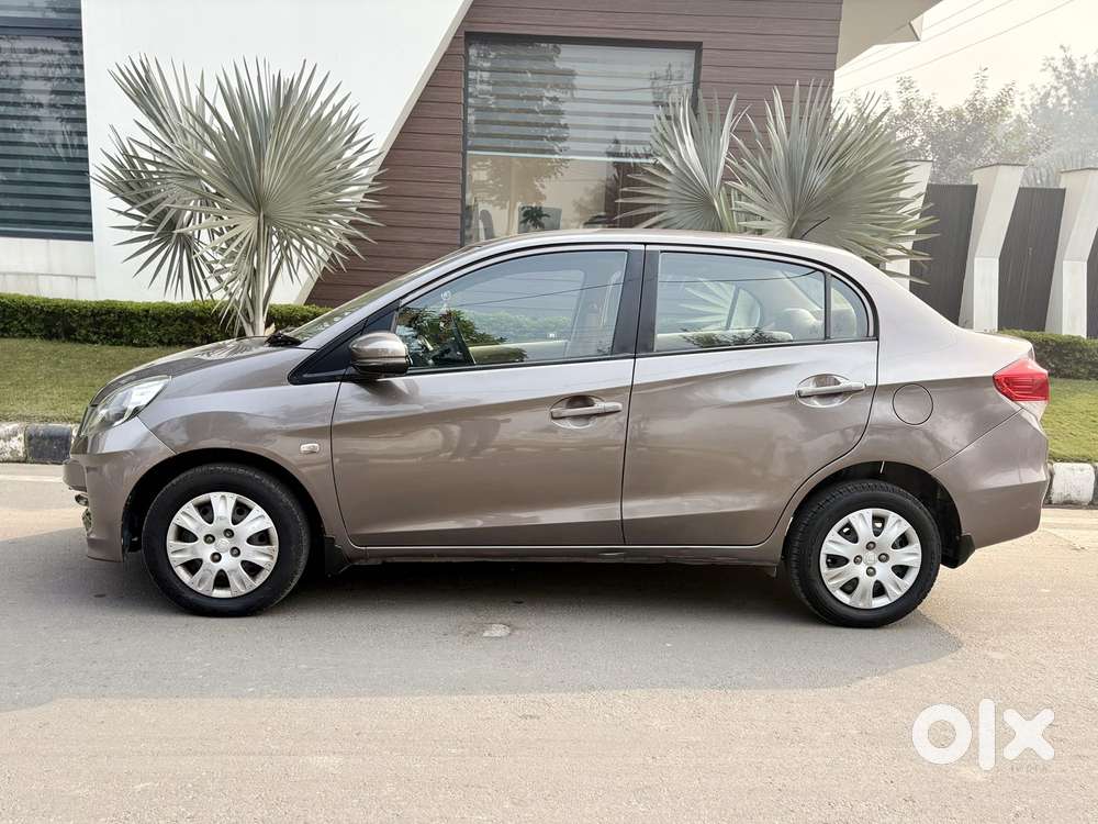 Honda Amaze, 2015, Petrol