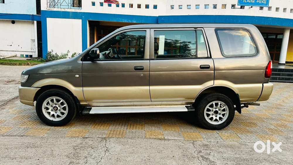 Chevrolet Tavera Neo 3 Ls 7 Seats Bsiv, 2011