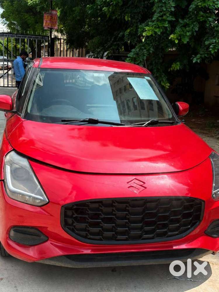 Maruti Suzuki Swift Vxi + Manual, 2024, Petrol
