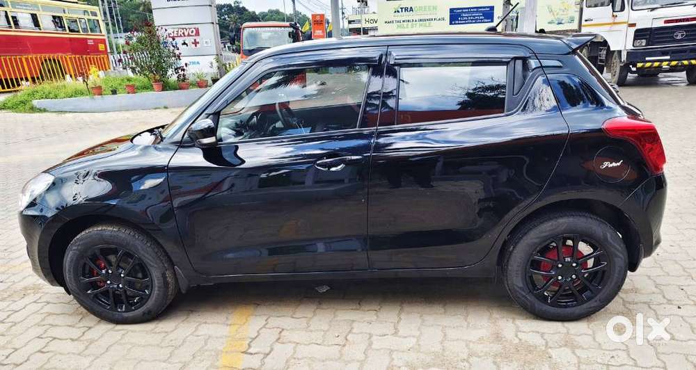 Maruti Suzuki Swift Zxi Plus Amt Dual Tone, 2023, Petrol