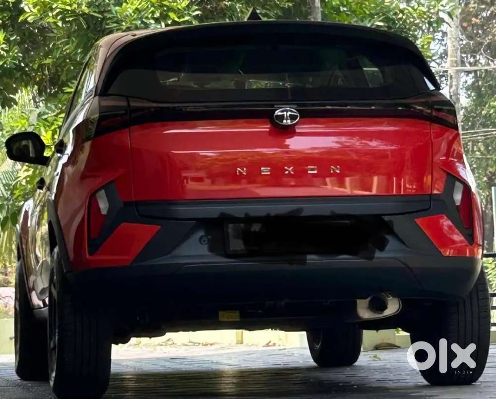 Tata Nexon 2025 Petrol. Only16500 Km Driven